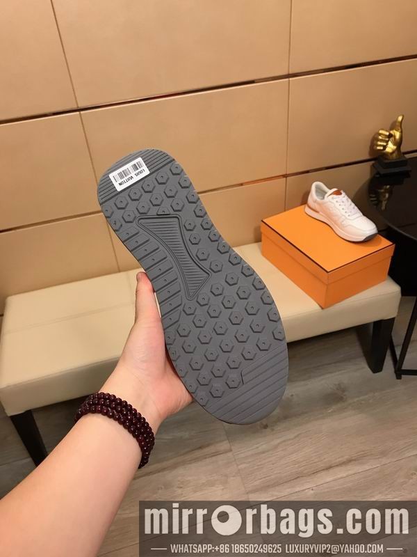 LV Replica Shoes LV sz38-44 mnf03112