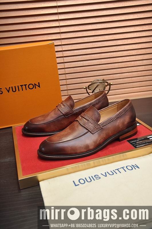 LV Replica Shoes LV sz38-45 mnf0509