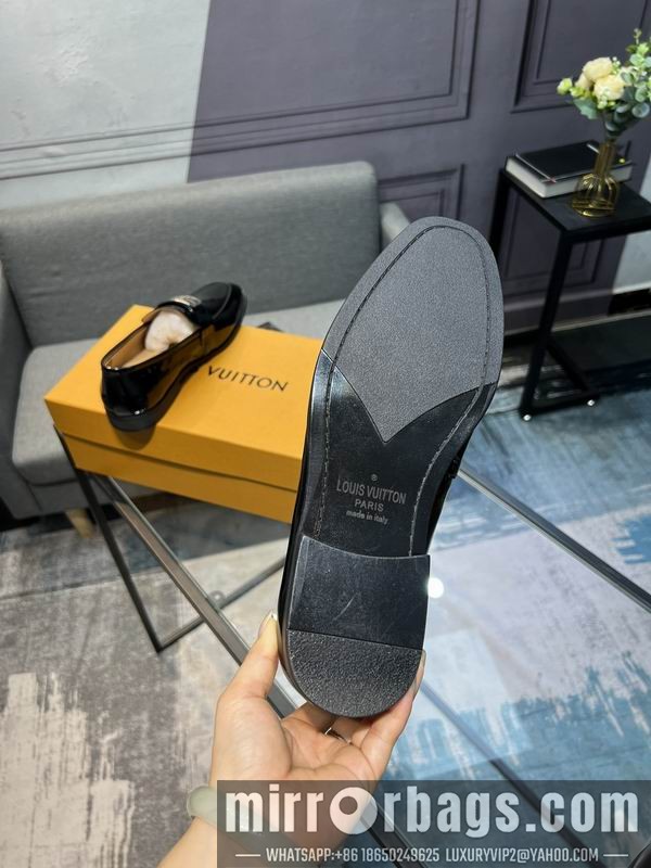 LV Replica Shoes LV sz38-45 mnf0515