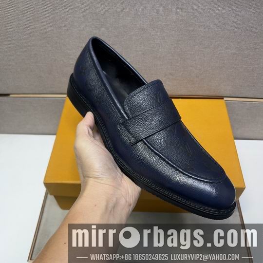 LV Replica Shoes LV sz39-44 hnh0239