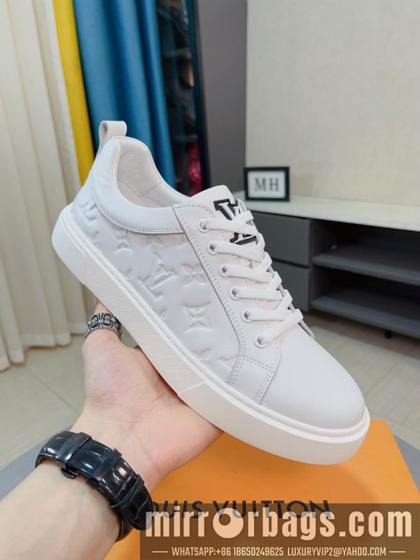 LV Replica Shoes LV sz38-44 mnf0324