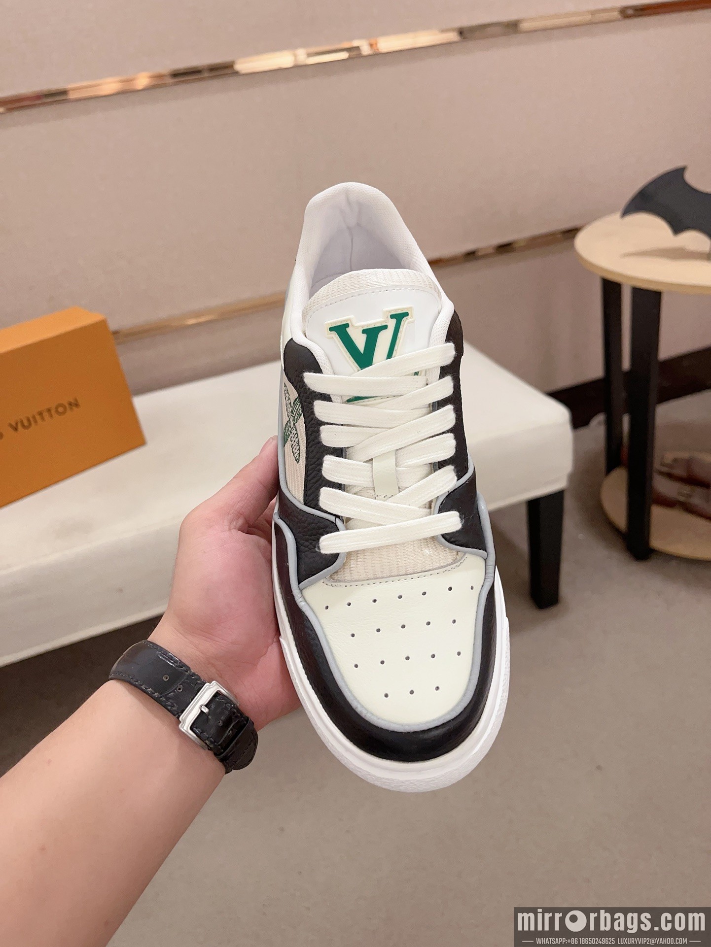 LV Replica Shoes LV sz38-44 hnh0211