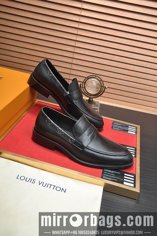 LV Replica Shoes LV sz38-45 mnf0554