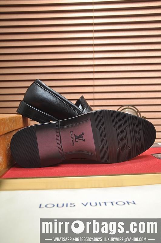 LV Replica Shoes LV sz38-45 mnf0610