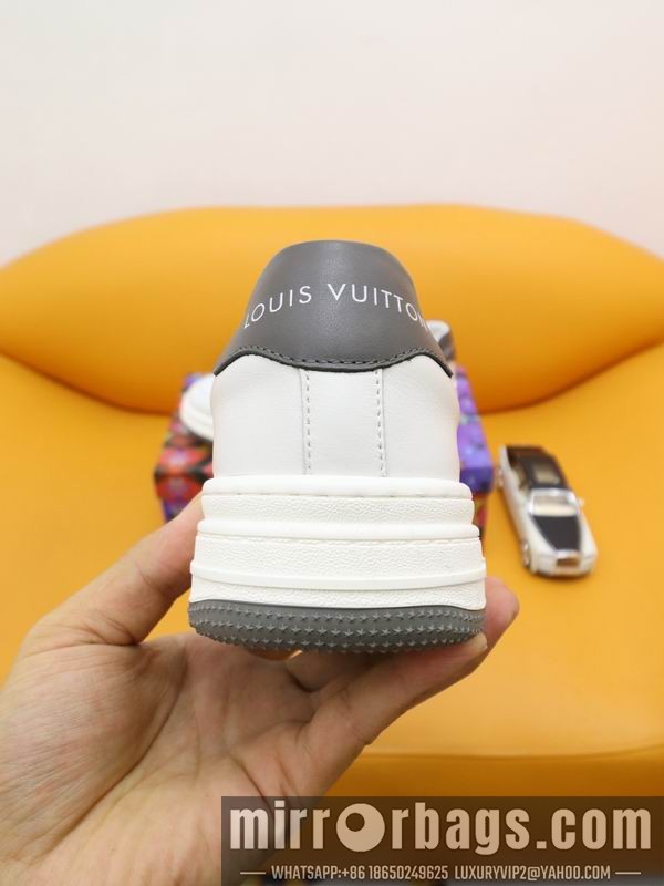 LV Replica Shoes LV sz38-44 mnf01101