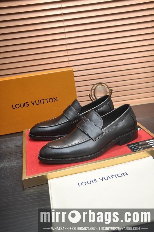 LV Replica Shoes LV sz38-45 mnf0659