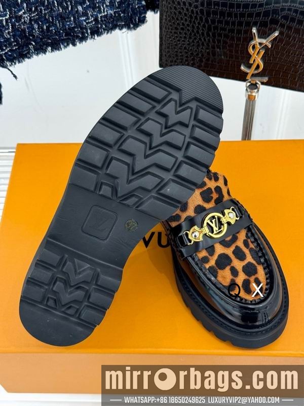 LV Replica Shoes LV sz35-40 JX0201