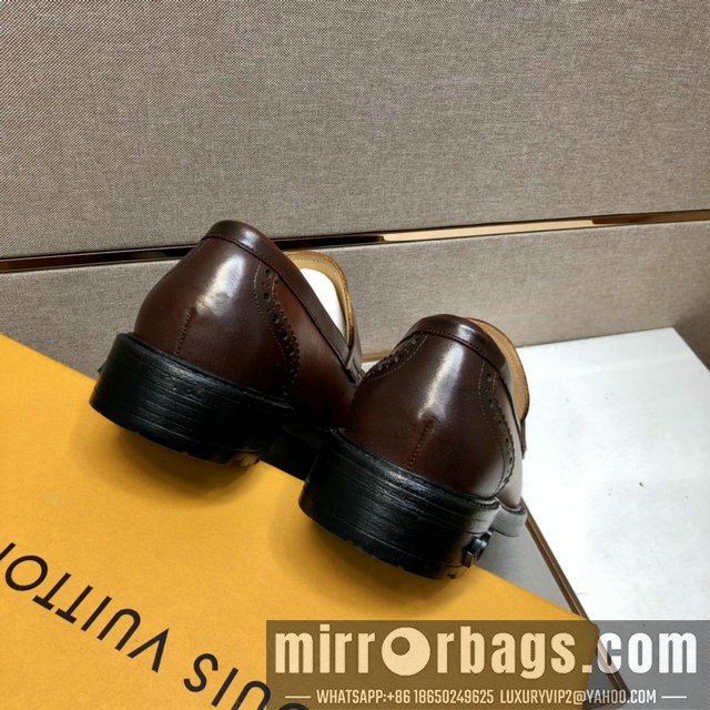 LV Replica Shoes LV SZ 38-44 22301073-4 2colors