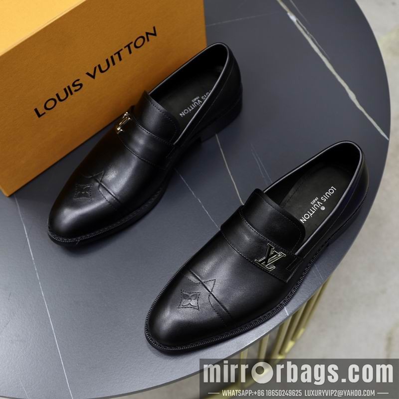 LV Replica Shoes LV sz38-45 mnf0647