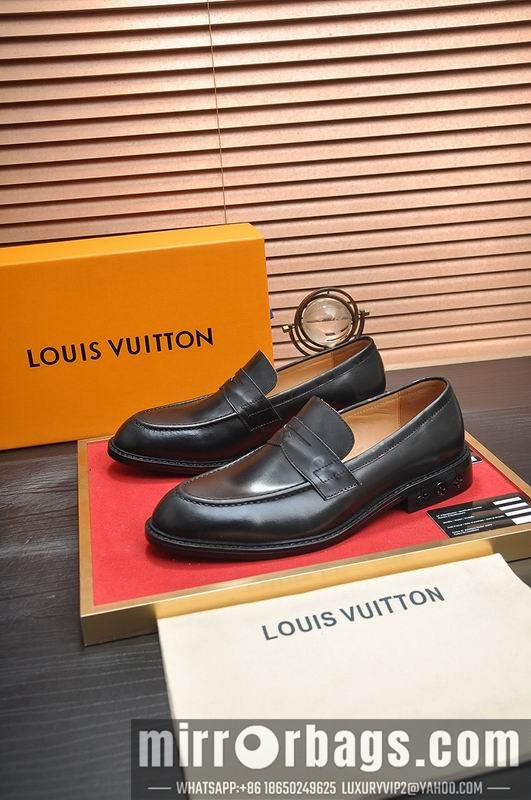 LV Replica Shoes LV sz38-45 mnf0731