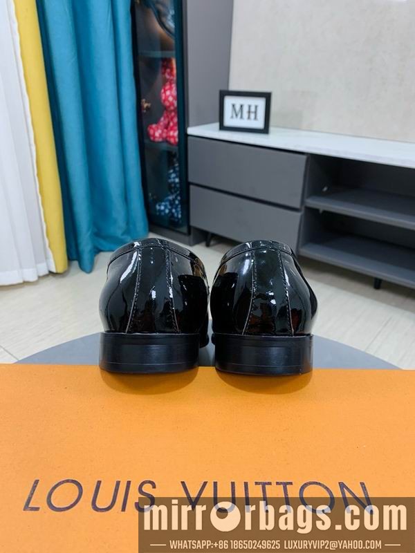 LV Replica Shoes LV sz38-45 mnf0540