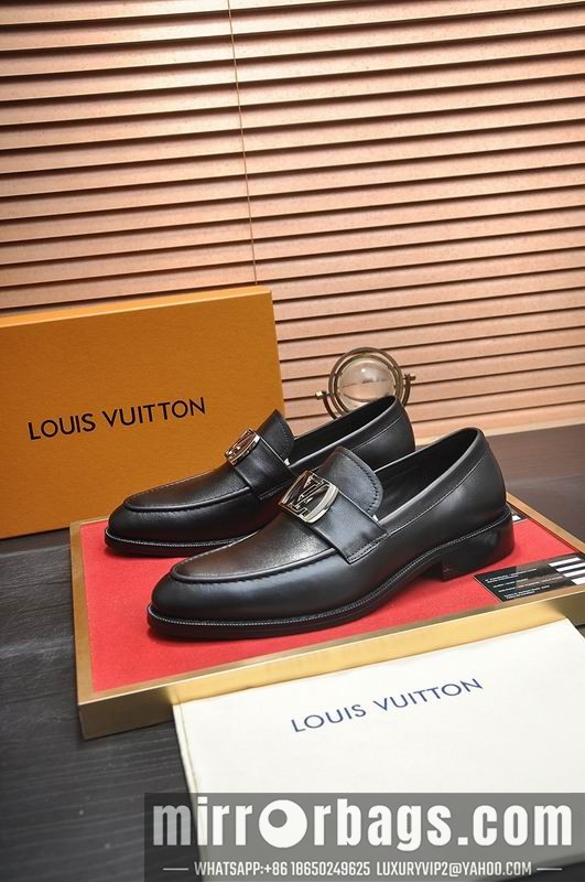 LV Replica Shoes LV sz38-45 mnf0553