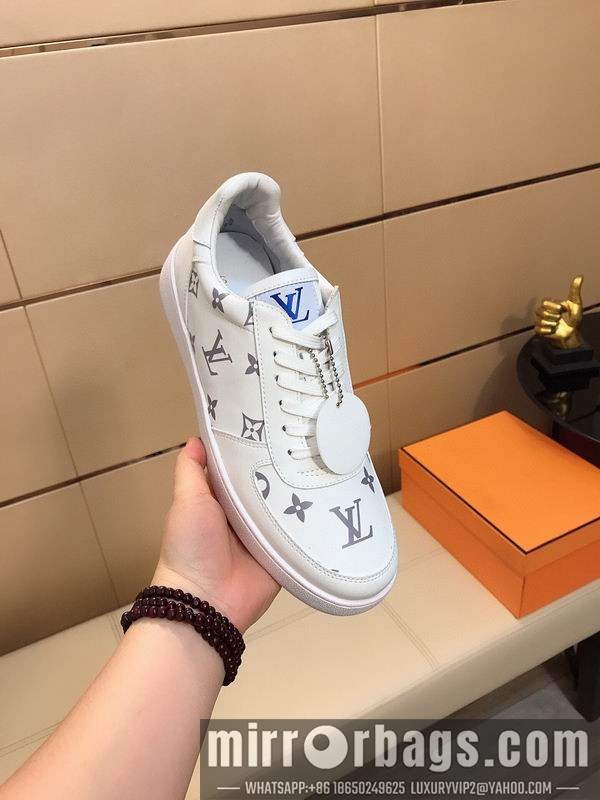 LV Replica Shoes LV sz38-44 mnf0308