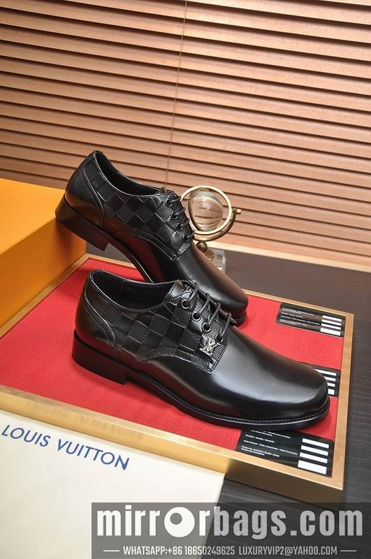 LV Replica Shoes LV sz38-45 mnf0410