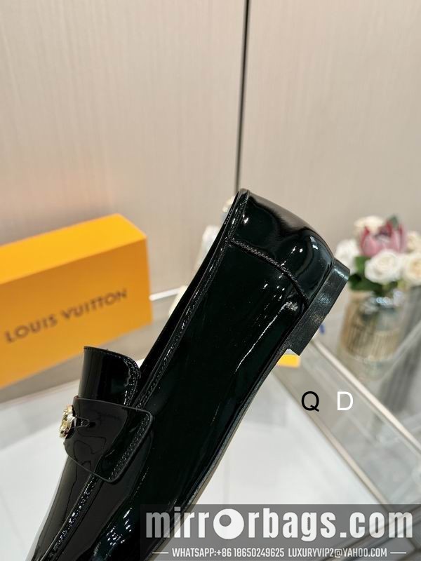 LV Replica Shoes LV sz35-40 GDT1001