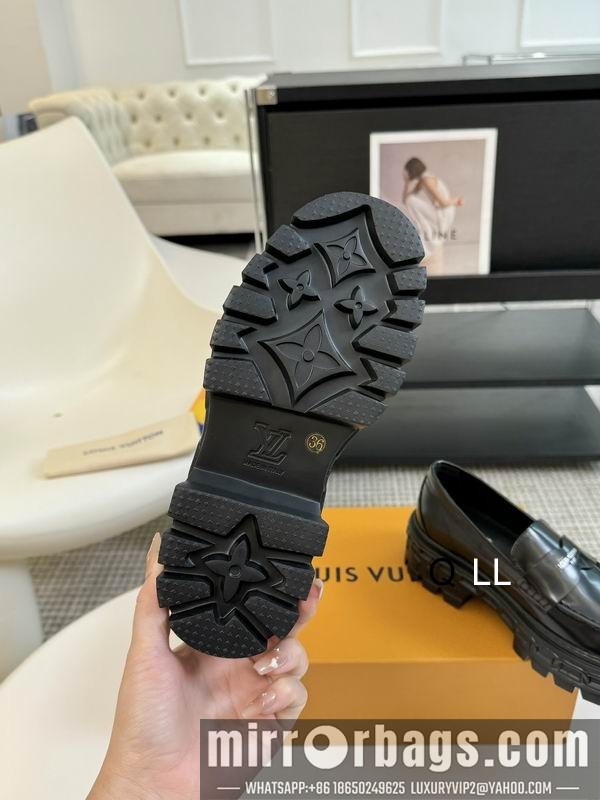 LV Replica Shoes LV sz35-40 LL1202