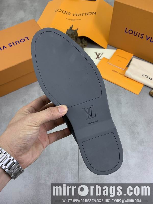 LV Replica Shoes LV sz38-45 mnf0525