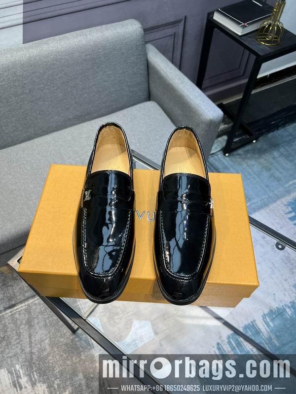 LV Replica Shoes LV sz38-45 mnf0517