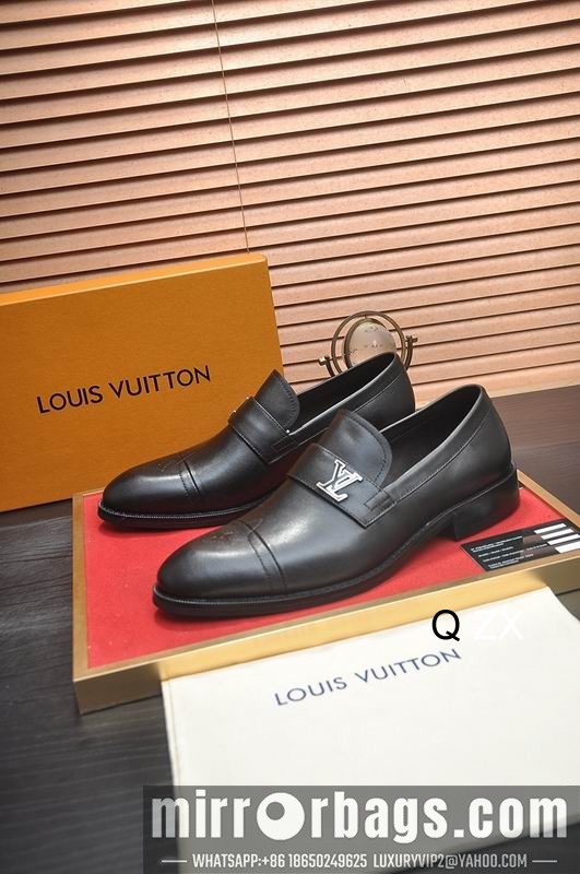 LV Replica Shoes LV sz38-45 ZX1008