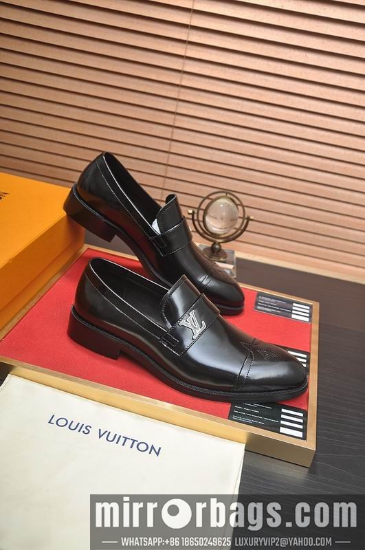 LV Replica Shoes LV sz38-45 mnf0662