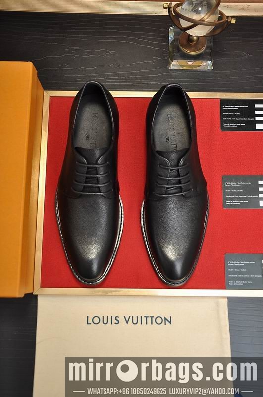 LV Replica Shoes LV sz38-45 mnf0570