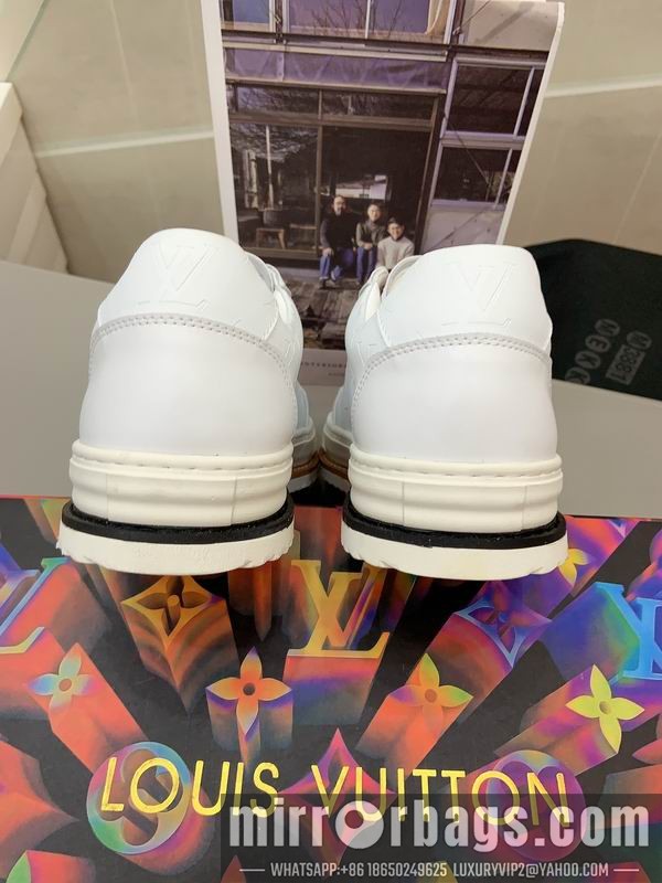 LV Replica Shoes LV sz38-44 mnf01119