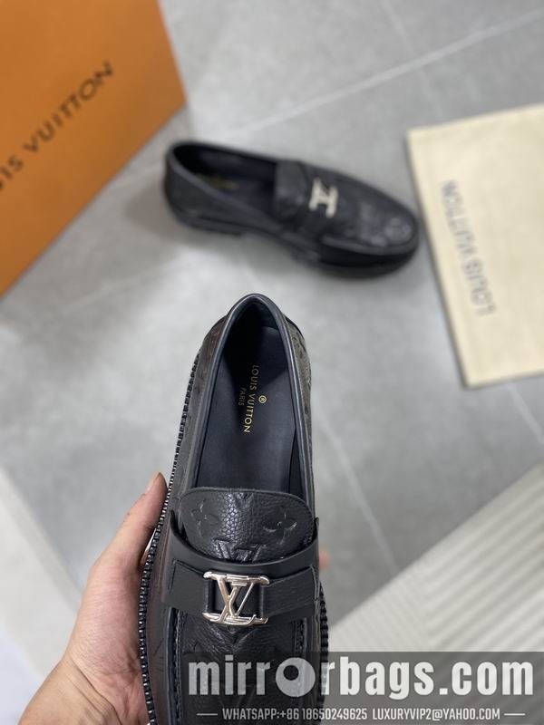 LV Replica ShoesLV sz38-45 mnf0151