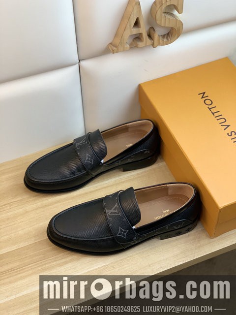 LV Replica Shoes LV SZ 38-44 22301304