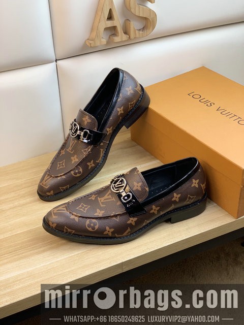 LV Replica Shoes LV SZ 38-44 22301300-1 2colors