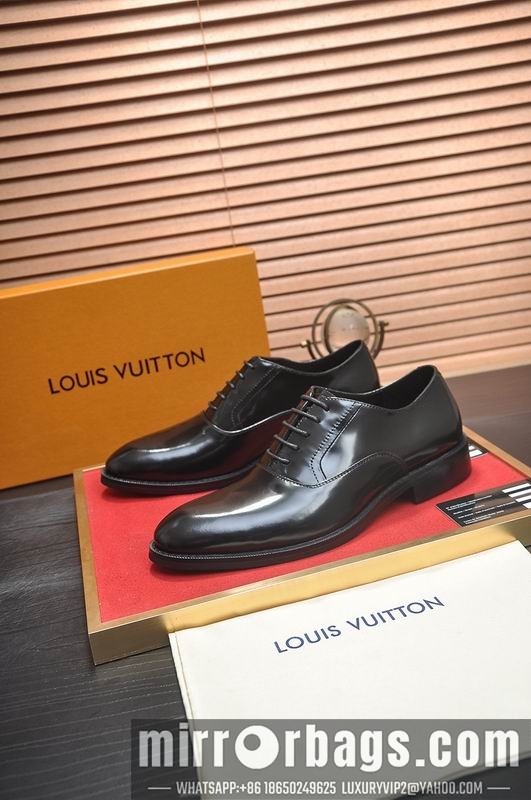 LV Replica Shoes LV sz38-45 mnf0664