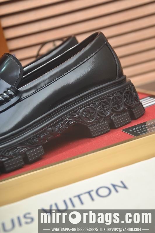 LV Replica Shoes LV sz38-45 mnf0355