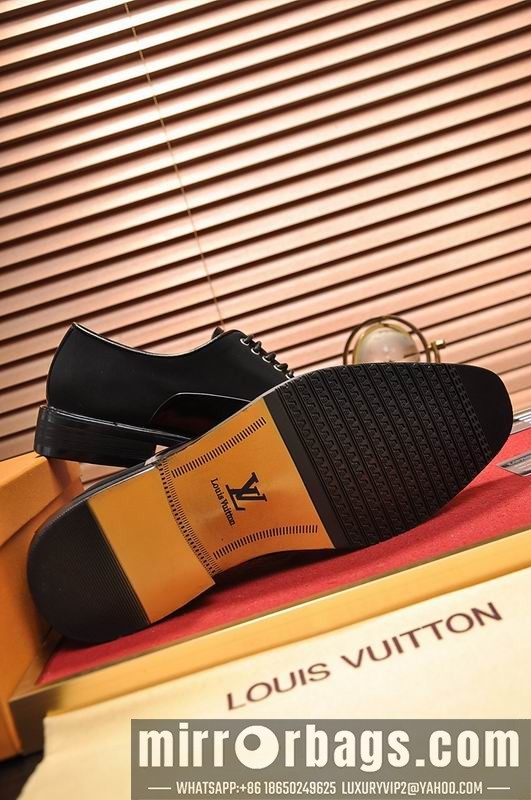 LV Replica Shoes LV sz38-45 mnf0710