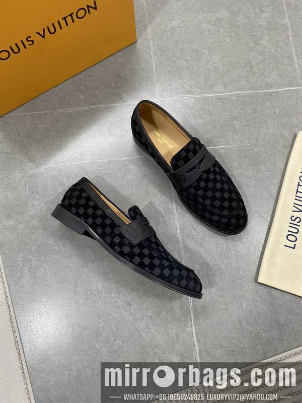 LV Replica Shoes LV sz38-45 mnf0161