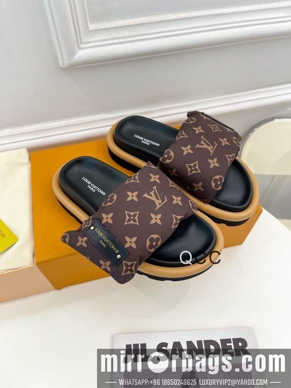 LV Replica Shoes LV sz35-44 XC0311