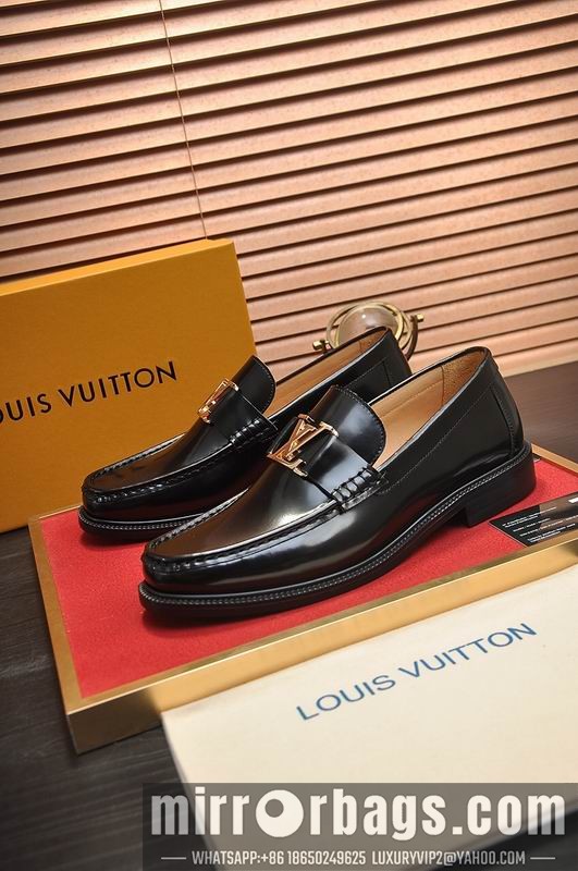 LV Replica Shoes LV sz38-45 mnf0435