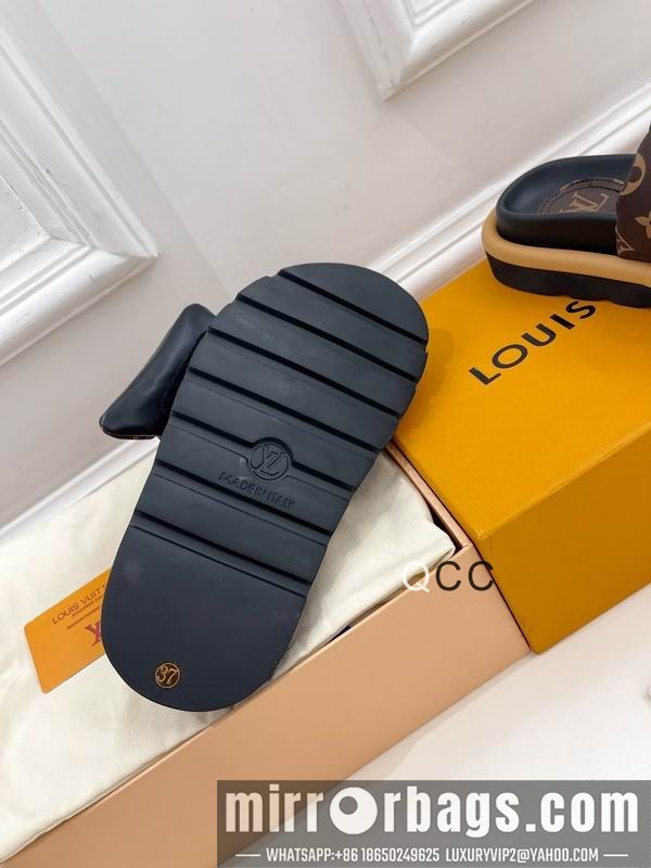 LV Replica Shoes LV sz35-44 XC0310