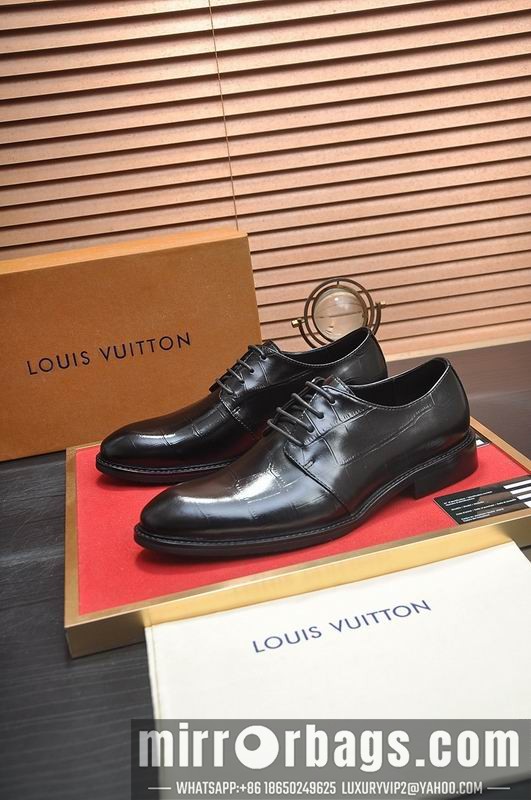 LV Replica Shoes LV sz38-45 mnf0614