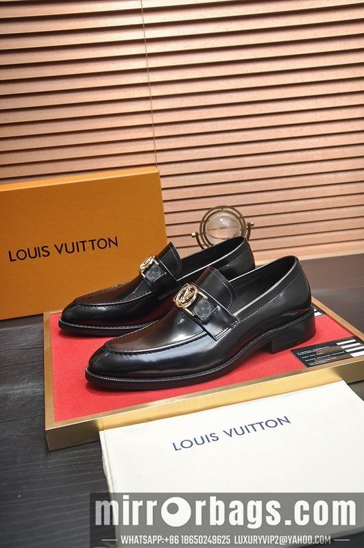 LV Replica Shoes LV sz38-45 mnf0556