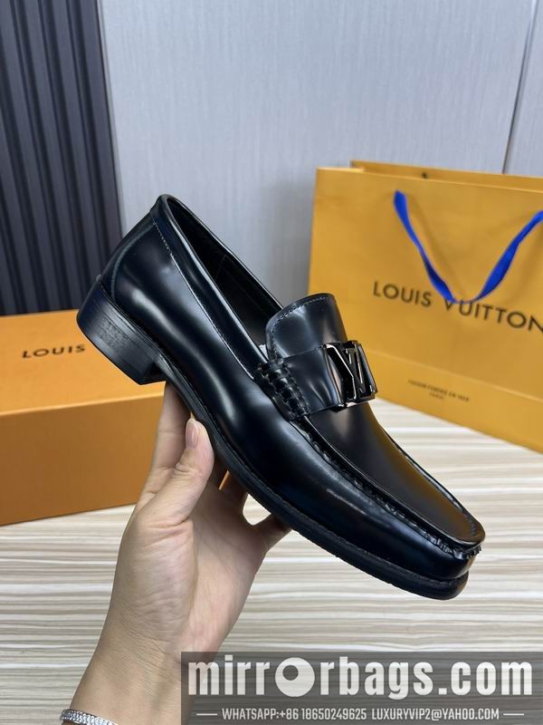 LV Replica Shoes LV sz38-45 mnf0348