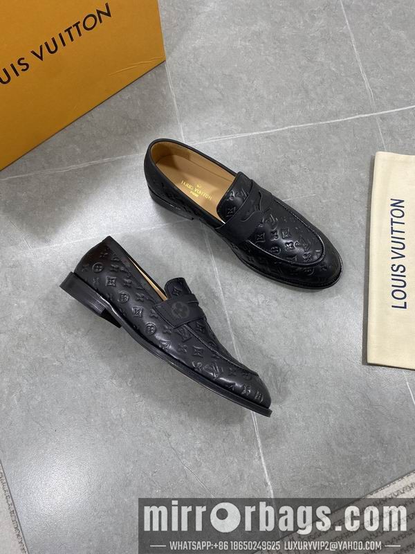 LV Replica Shoes LV sz38-45 mnf0167