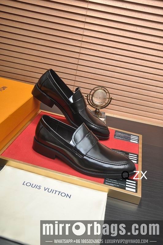 LV Replica Shoes LV sz38-45 ZX1006