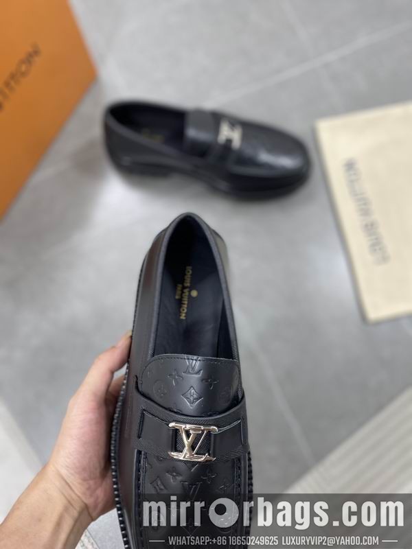 LV Replica Shoes LV sz38-45 mnf0154