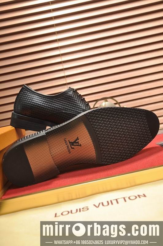 LV Replica Shoes LV sz38-45 mnf0357