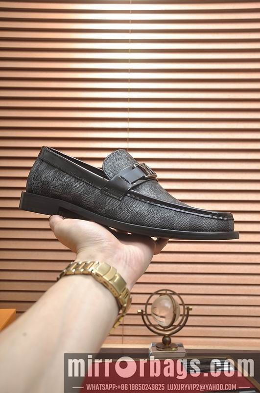 LV Replica Shoes LV sz38-45 mnf0562