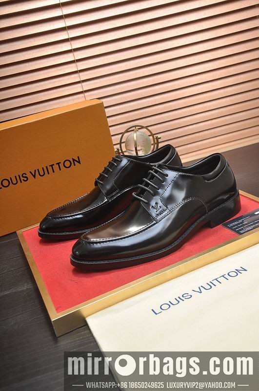 LV Replica Shoes LV sz38-45 mnf0445