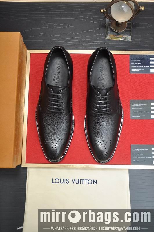 LV Replica Shoes LV sz38-45 mnf0611