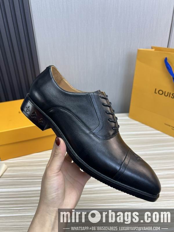 LV Replica Shoes LV sz38-45 mnf0341