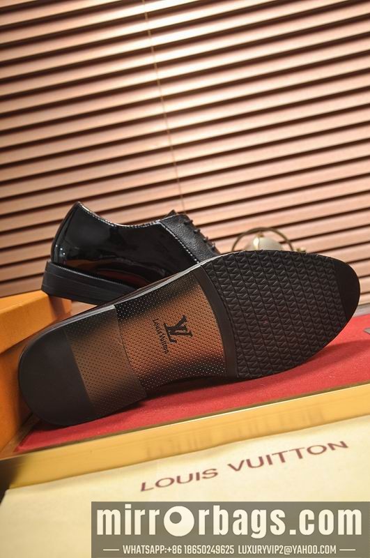 LV Replica Shoes LV sz38-45 mnf0359