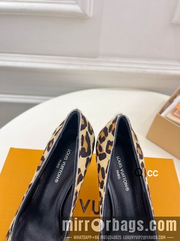 LV Replica Shoes LV sz35-40 7CM XC0403