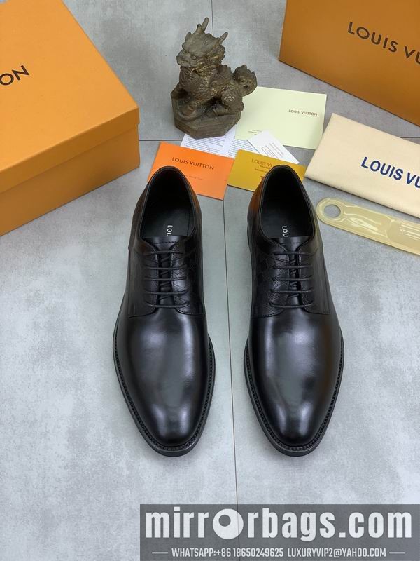 LV Replica Shoes LV sz38-44 mnf23